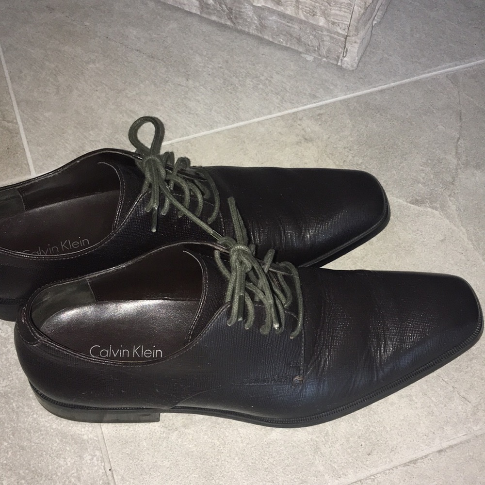 Calvin Klein leather dress shoes